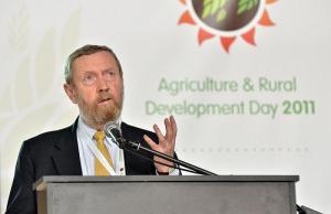 Sir John Beddington, Chair, Commission on Sustianable Agriculture and Climate Change. Photo: N. Palmer (CIAT).